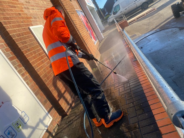 pressure washing services